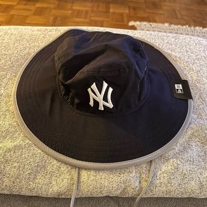 New York Yankees New Era Bucket Hat